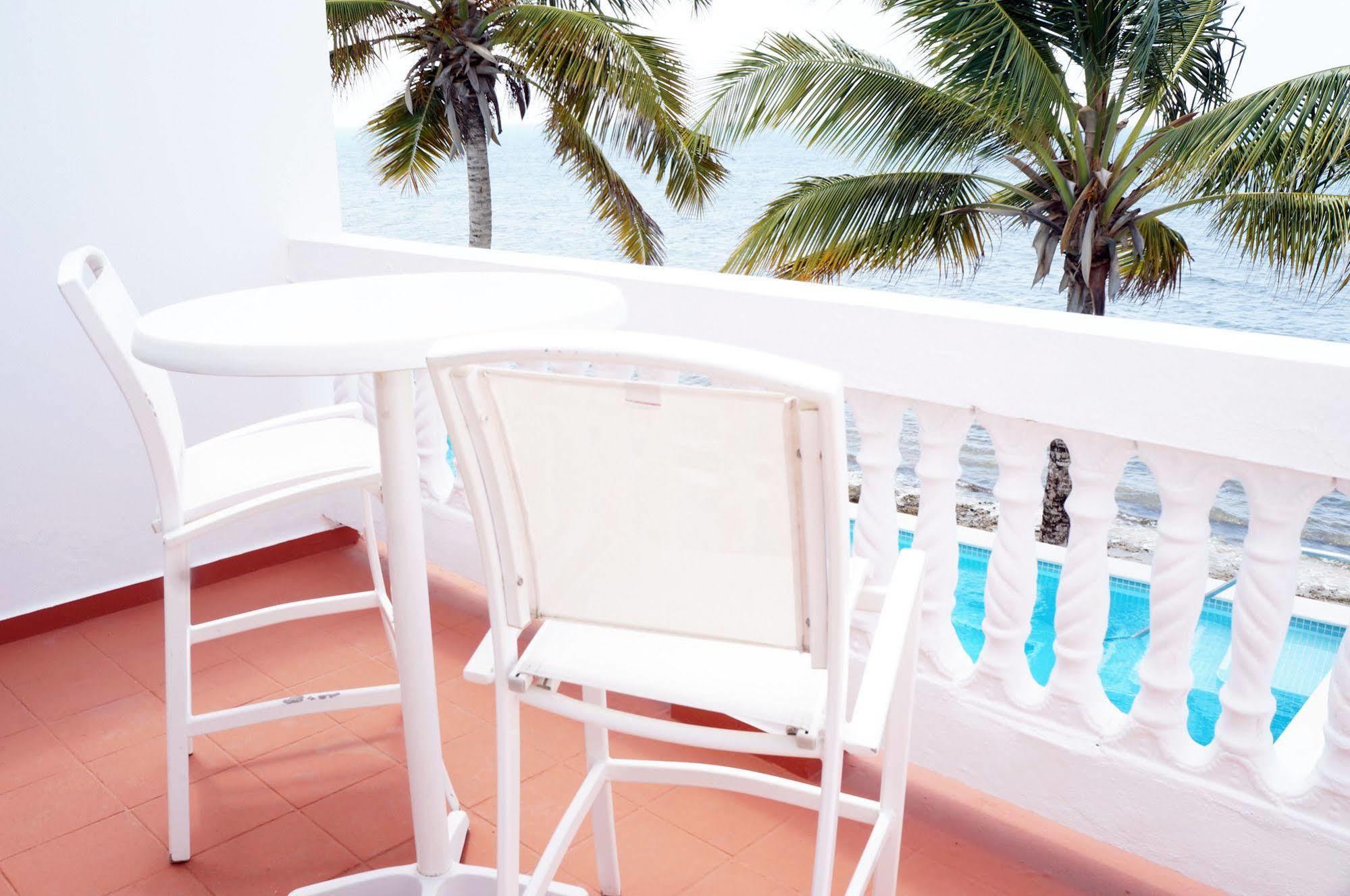 Bravo Beach Hotel Vieques Eksteriør billede