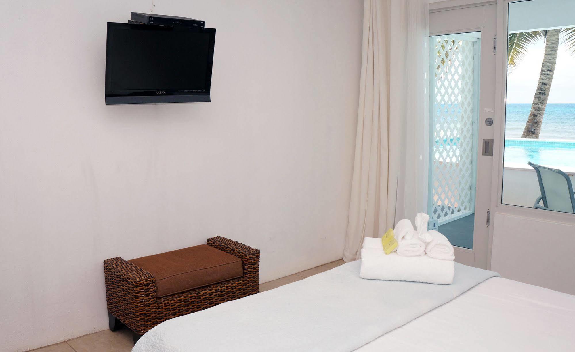 Bravo Beach Hotel Vieques Eksteriør billede