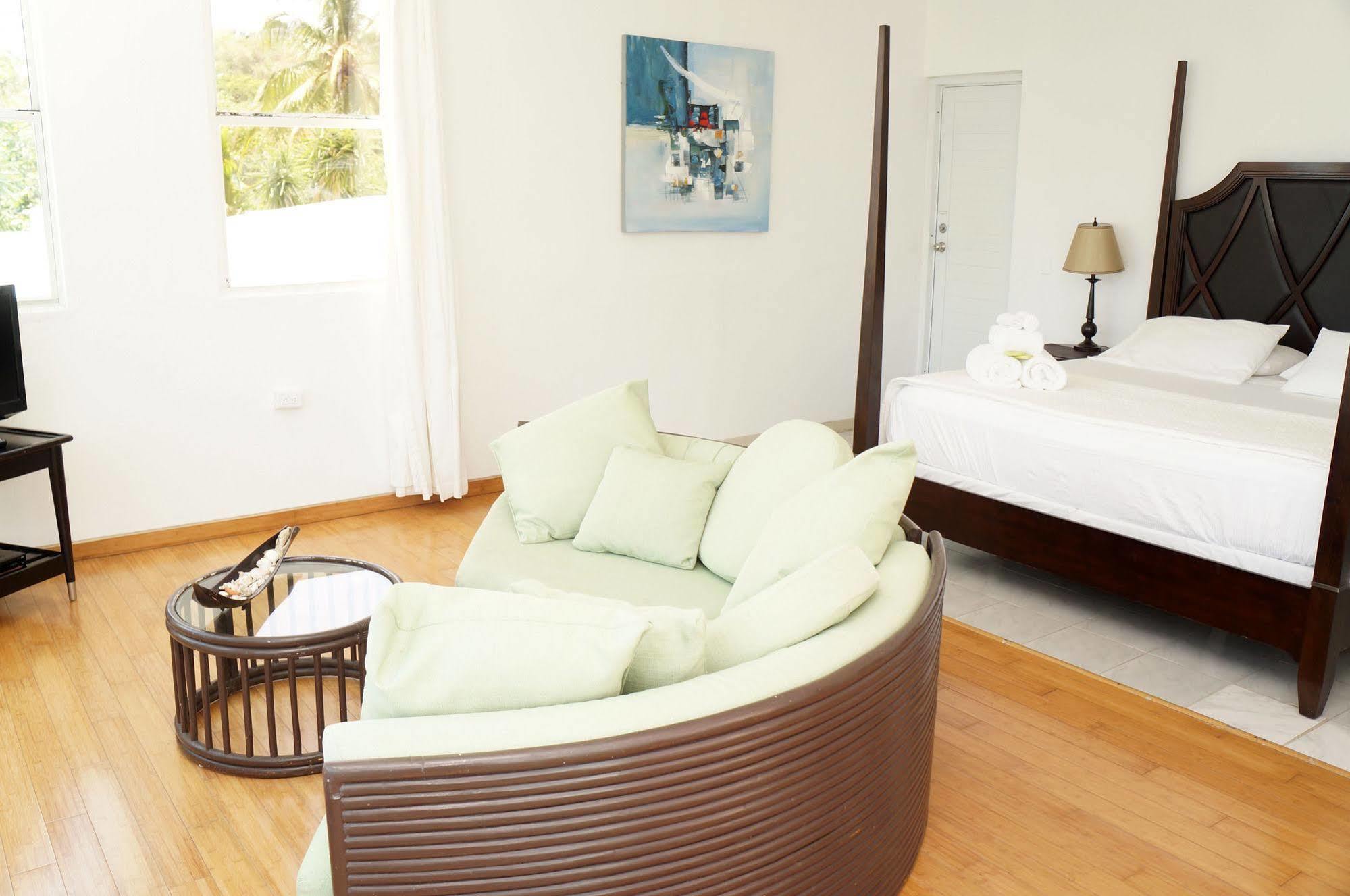 Bravo Beach Hotel Vieques Eksteriør billede